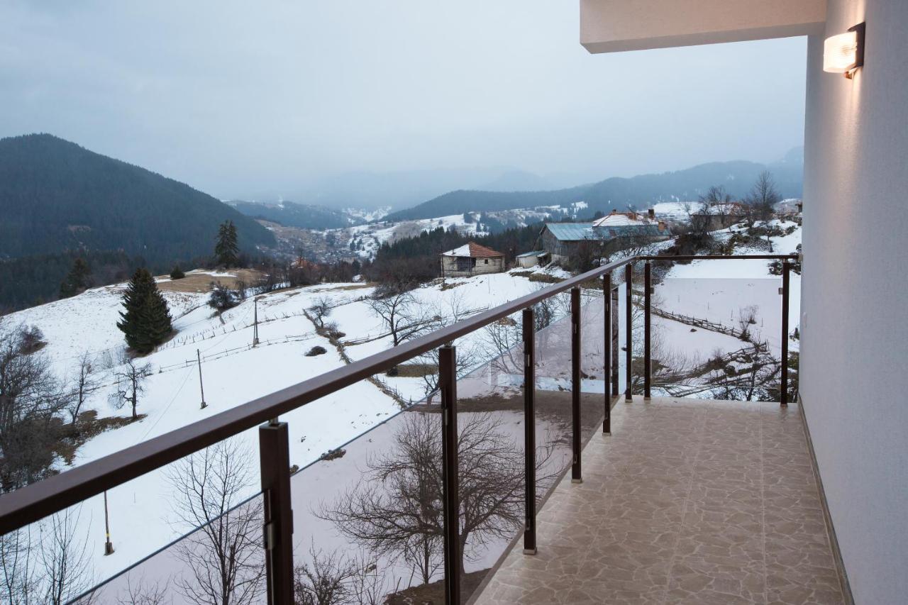 Guest House Panorama Gela Exterior photo